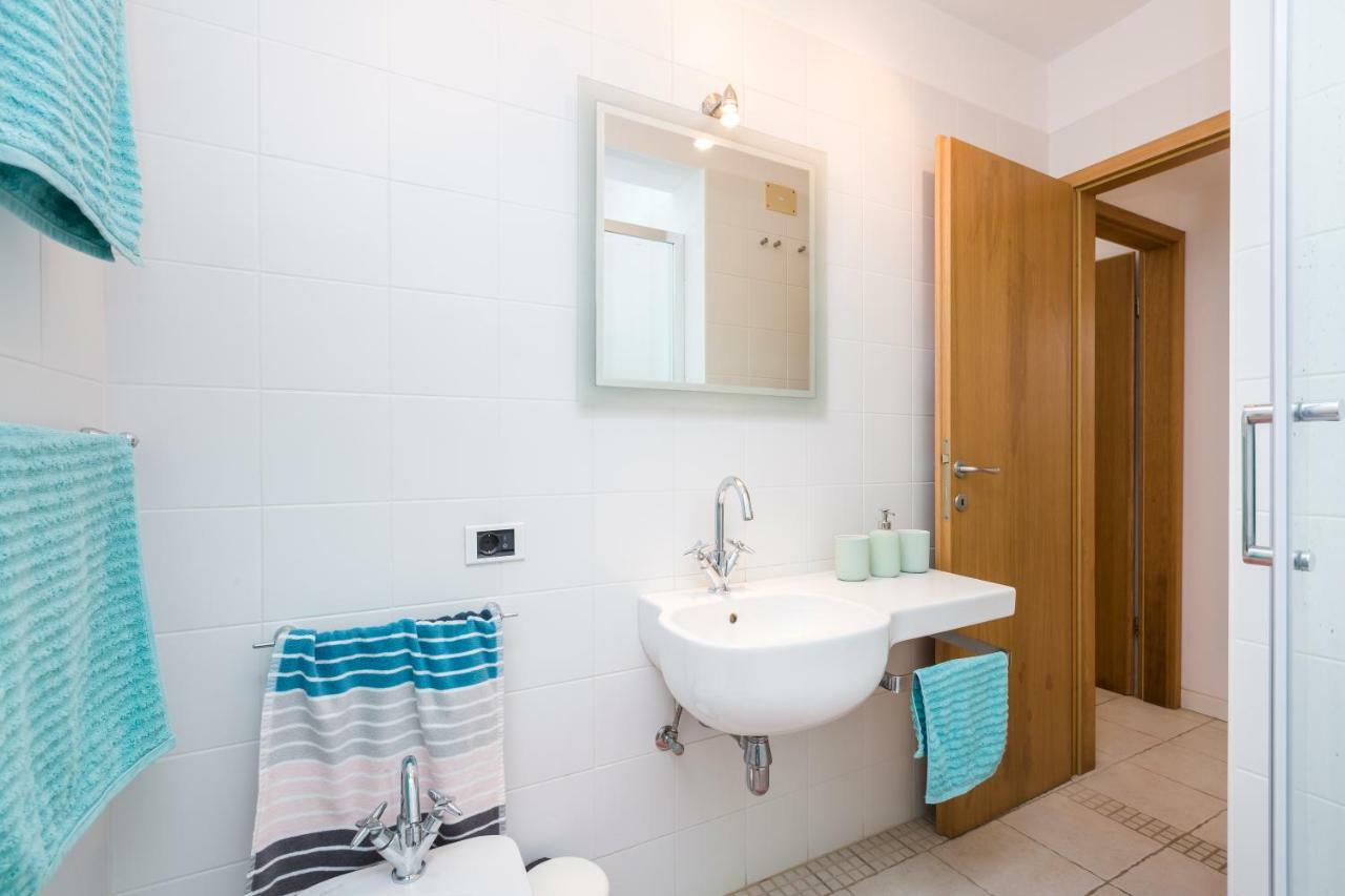וולי לוסיניי Apartments Antje מראה חיצוני תמונה